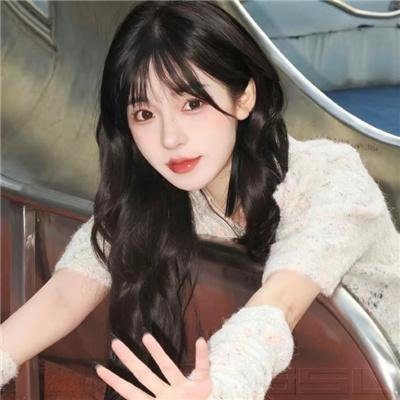 龙纹身的女鬼入镜